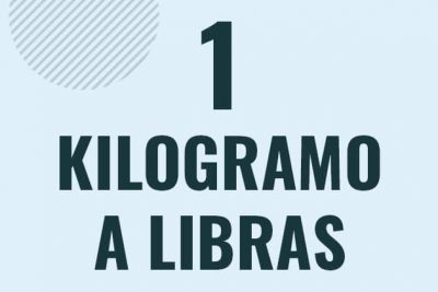 Profesor en pizarra explicando cuanto es 1 kilogramo en libras o como pasar de 1 kg a lb