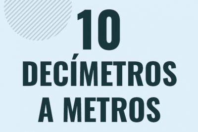 Profesor en pizarra explicando cuanto es 10 decimetros en metros o como pasar de 10 dm a m