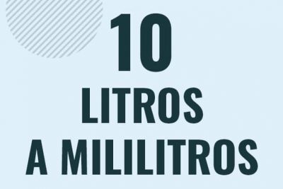 Profesor en pizarra explicando cuanto es 10 litros en mililitros o como pasar de 10 l a ml