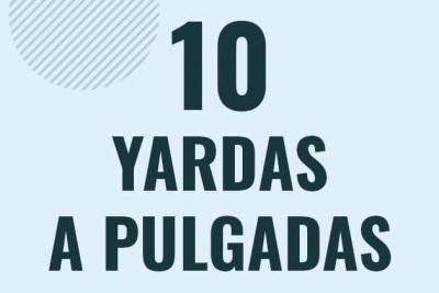Profesor en pizarra explicando cuanto es 10 yardas en pulgadas o como pasar de 10 yd a in
