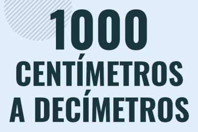 Profesor en pizarra explicando cuanto es 1000 centimetros en decimetros o como pasar de 1000 cm a dm