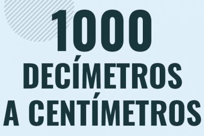 Profesor en pizarra explicando cuanto es 1000 decimetros en centimetros o como pasar de 1000 dm a cm