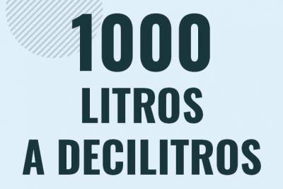 Profesor en pizarra explicando cuanto es 1000 litros en decilitros o como pasar de 1000 l a dl