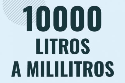 Profesor en pizarra explicando cuanto es 10000 litros en mililitros o como pasar de 10000 l a ml