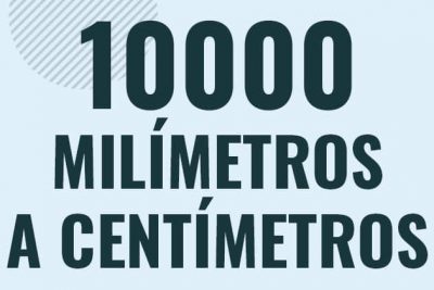 Profesor en pizarra explicando cuanto es 10000 milimetros en centimetros o como pasar de 10000 mm a cm