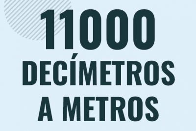 Profesor en pizarra explicando cuanto es 11000 decimetros en metros o como pasar de 11000 dm a m