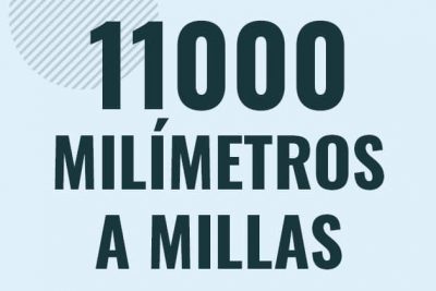 Profesor en pizarra explicando cuanto es 11000 milimetros en millas o como pasar de 11000 mm a mi