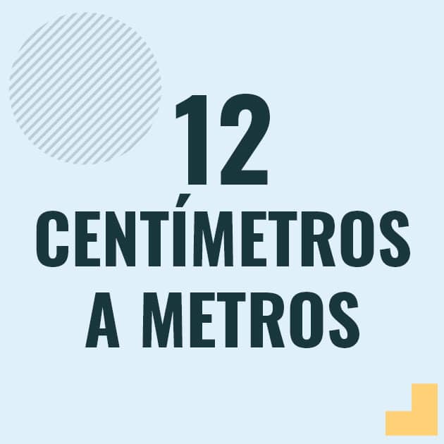 Profesor en pizarra explicando cuanto es 12 centimetros en metros o como pasar de 12 cm a m