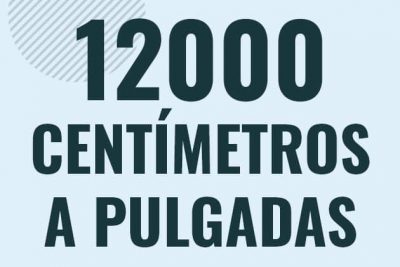 Profesor en pizarra explicando cuanto es 12000 centimetros en pulgadas o como pasar de 12000 cm a in