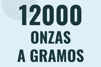 Profesor en pizarra explicando cuanto es 12000 onzas en gramos o como pasar de 12000 oz a g