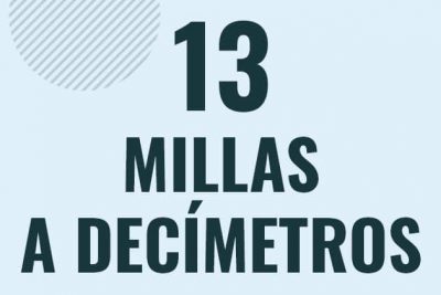 Profesor en pizarra explicando cuanto es 13 millas en decimetros o como pasar de 13 mi a dm