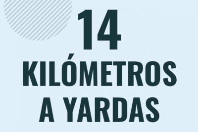 Profesor en pizarra explicando cuanto es 14 kilometros en yardas o como pasar de 14 km a yd