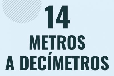 Profesor en pizarra explicando cuanto es 14 metros en decimetros o como pasar de 14 m a dm