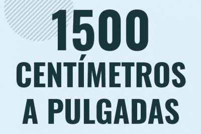 Profesor en pizarra explicando cuanto es 1500 centimetros en pulgadas o como pasar de 1500 cm a in