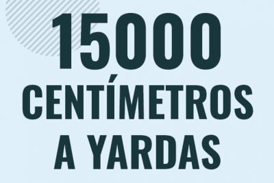 Profesor en pizarra explicando cuanto es 15000 centimetros en yardas o como pasar de 15000 cm a yd
