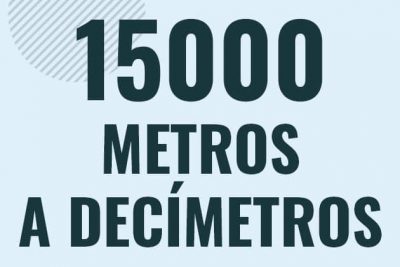 Profesor en pizarra explicando cuanto es 15000 metros en decimetros o como pasar de 15000 m a dm