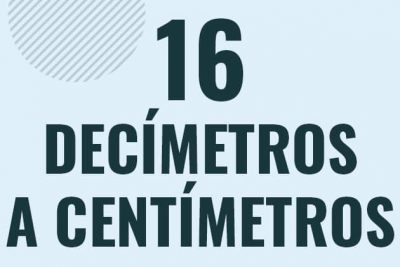 Profesor en pizarra explicando cuanto es 16 decimetros en centimetros o como pasar de 16 dm a cm