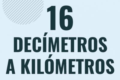Profesor en pizarra explicando cuanto es 16 decimetros en kilometros o como pasar de 16 dm a km