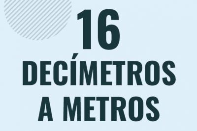 Profesor en pizarra explicando cuanto es 16 decimetros en metros o como pasar de 16 dm a m