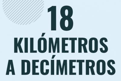 Profesor en pizarra explicando cuanto es 18 kilometros en decimetros o como pasar de 18 km a dm