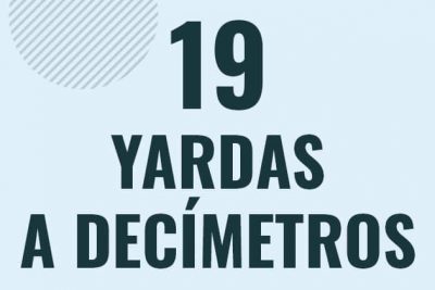 Profesor en pizarra explicando cuanto es 19 yardas en decimetros o como pasar de 19 yd a dm