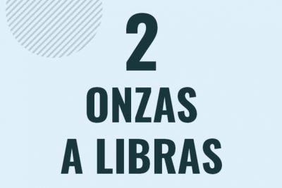 Profesor en pizarra explicando cuanto es 2 onzas en libras o como pasar de 2 oz a lb