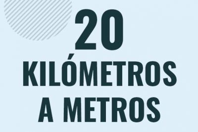 Profesor en pizarra explicando cuanto es 20 kilometros en metros o como pasar de 20 km a m