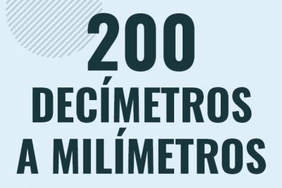 Profesor en pizarra explicando cuanto es 200 decimetros en milimetros o como pasar de 200 dm a mm