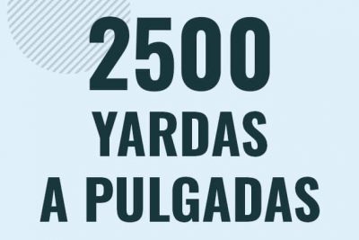 Profesor en pizarra explicando cuanto es 2500 yardas en pulgadas o como pasar de 2500 yd a in