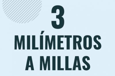 Profesor en pizarra explicando cuanto es 3 milimetros en millas o como pasar de 3 mm a mi