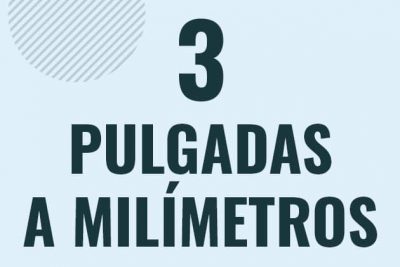 Profesor en pizarra explicando cuanto es 3 pulgadas en milimetros o como pasar de 3 in a mm