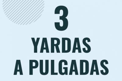 Profesor en pizarra explicando cuanto es 3 yardas en pulgadas o como pasar de 3 yd a in