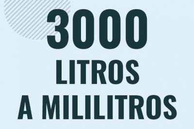 Profesor en pizarra explicando cuanto es 3000 litros en mililitros o como pasar de 3000 l a ml
