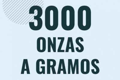 Profesor en pizarra explicando cuanto es 3000 onzas en gramos o como pasar de 3000 oz a g