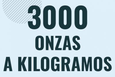 Profesor en pizarra explicando cuanto es 3000 onzas en kilogramos o como pasar de 3000 oz a kg
