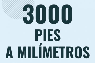 Profesor en pizarra explicando cuanto es 3000 pies en milimetros o como pasar de 3000 ft a mm