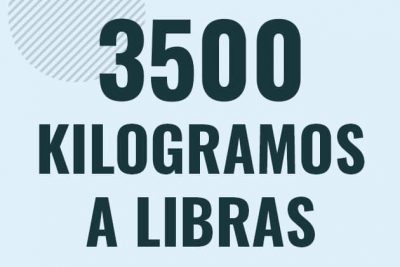 Profesor en pizarra explicando cuanto es 3500 kilogramos en libras o como pasar de 3500 kg a lb