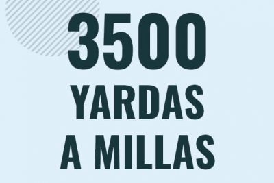 Profesor en pizarra explicando cuanto es 3500 yardas en millas o como pasar de 3500 yd a mi