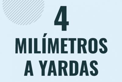 Profesor en pizarra explicando cuanto es 4 milimetros en yardas o como pasar de 4 mm a yd