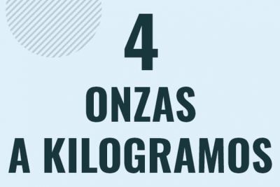 Profesor en pizarra explicando cuanto es 4 onzas en kilogramos o como pasar de 4 oz a kg