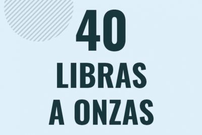 Profesor en pizarra explicando cuanto es 40 libras en onzas o como pasar de 40 lb a oz