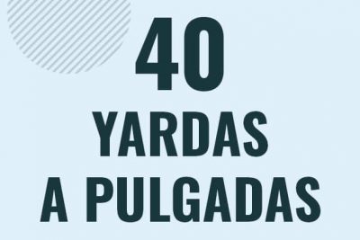 Profesor en pizarra explicando cuanto es 40 yardas en pulgadas o como pasar de 40 yd a in