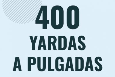 Profesor en pizarra explicando cuanto es 400 yardas en pulgadas o como pasar de 400 yd a in