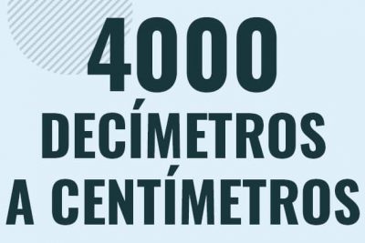 Profesor en pizarra explicando cuanto es 4000 decimetros en centimetros o como pasar de 4000 dm a cm