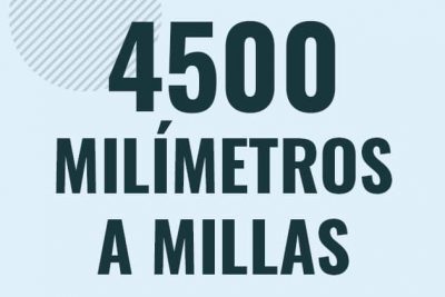 Profesor en pizarra explicando cuanto es 4500 milimetros en millas o como pasar de 4500 mm a mi
