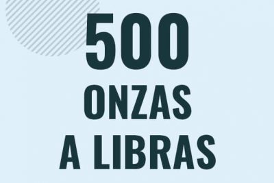 Profesor en pizarra explicando cuanto es 500 onzas en libras o como pasar de 500 oz a lb