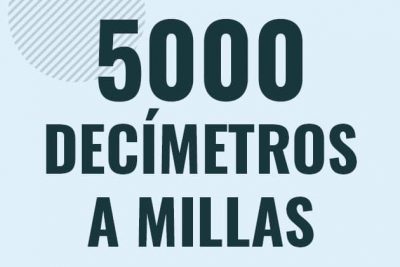 Profesor en pizarra explicando cuanto es 5000 decimetros en millas o como pasar de 5000 dm a mi