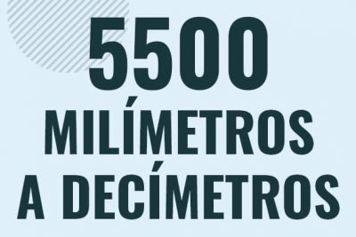 Profesor en pizarra explicando cuanto es 5500 milimetros en decimetros o como pasar de 5500 mm a dm