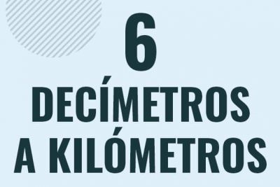 Profesor en pizarra explicando cuanto es 6 decimetros en kilometros o como pasar de 6 dm a km