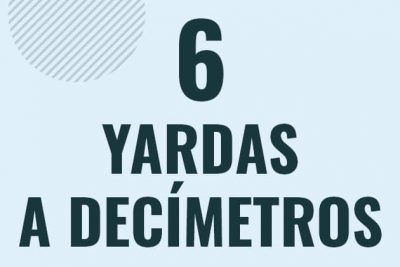 Profesor en pizarra explicando cuanto es 6 yardas en decimetros o como pasar de 6 yd a dm